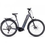 CUBE KATHMANDU HYBRID SLT 750